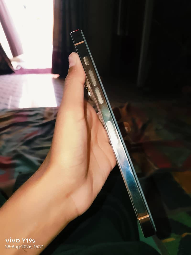 Apple iPhone 14 Pro Max 3
