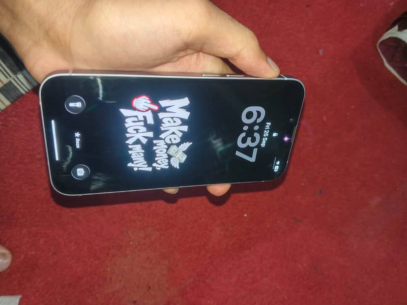Apple iPhone 14 2