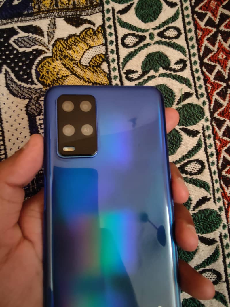 OPPO A54 4
