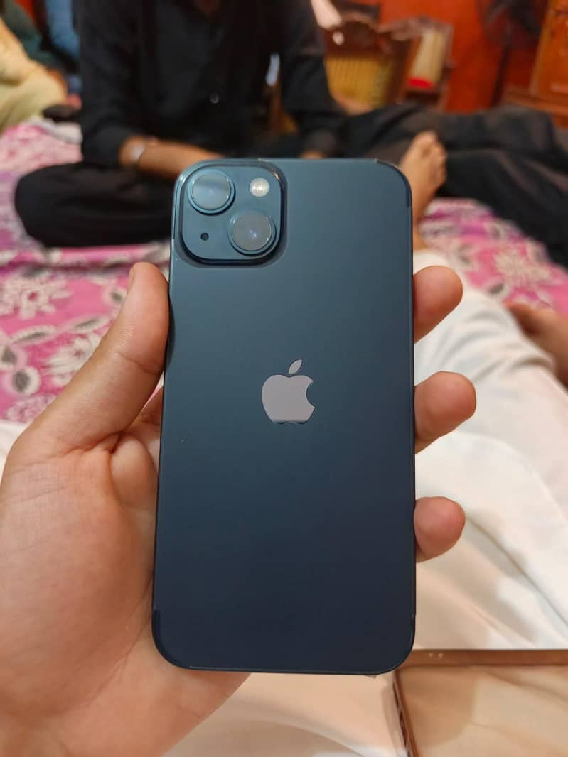 Apple iPhone 13 3