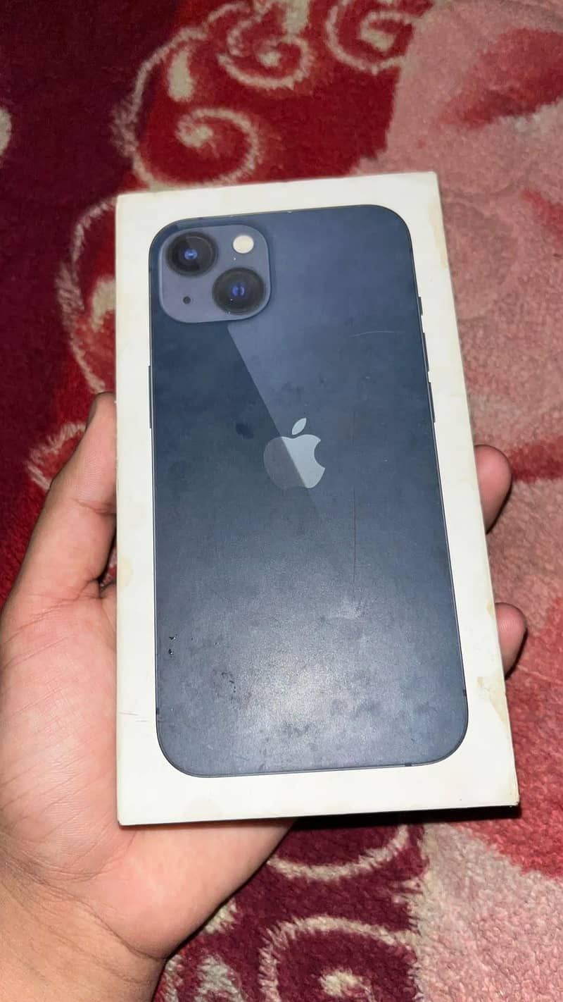 Apple iPhone 13 5