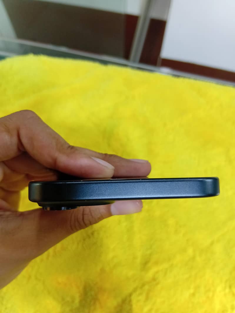 Apple iPhone 15 plus 5