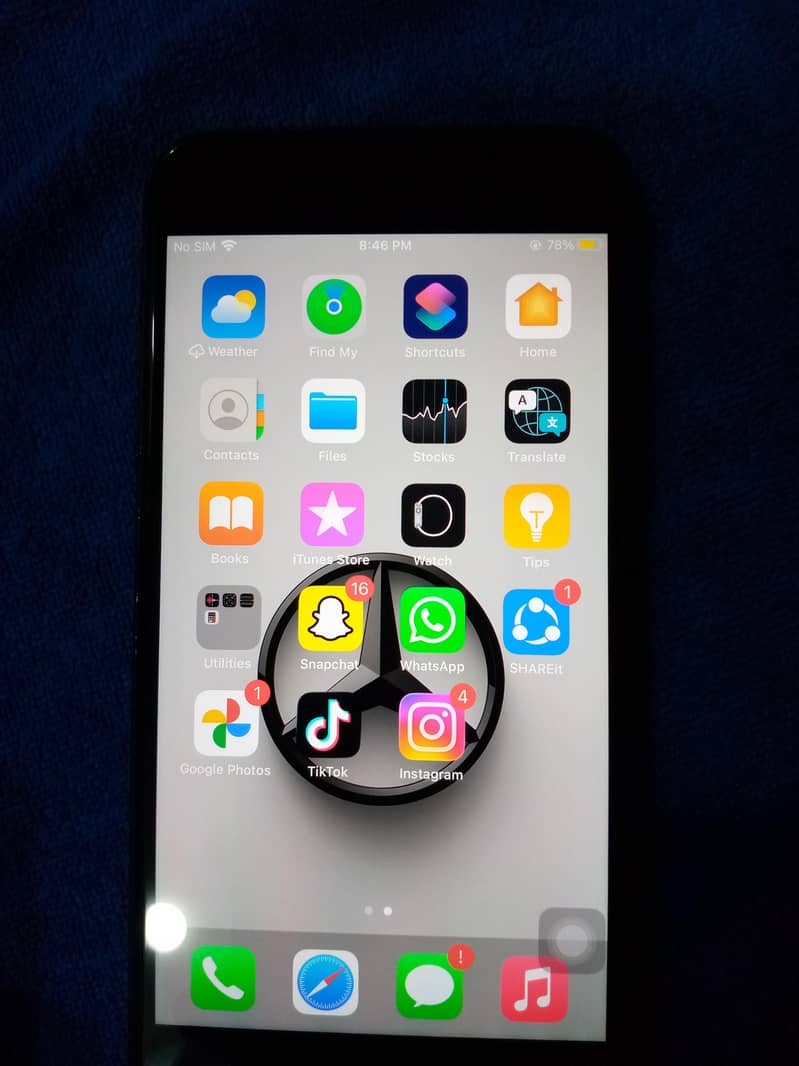 Apple iPhone 7 Plus 2