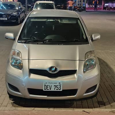 Toyota Vitz 2014