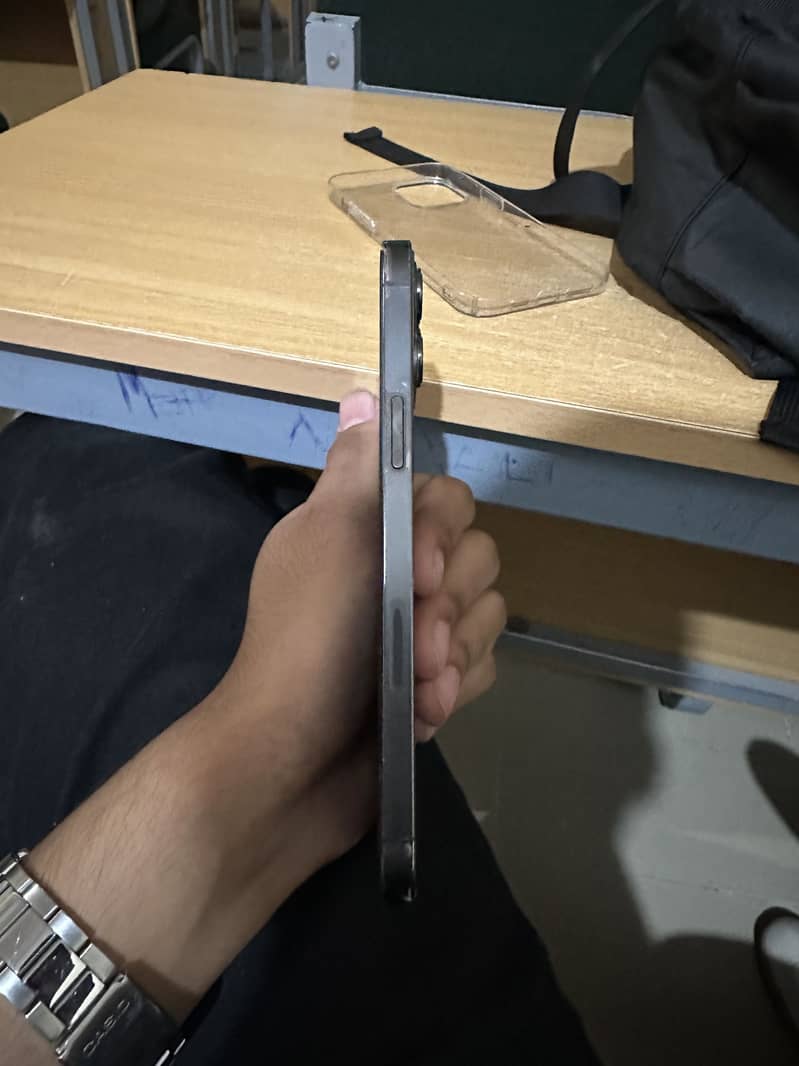 Apple iPhone 12 Pro Max 3