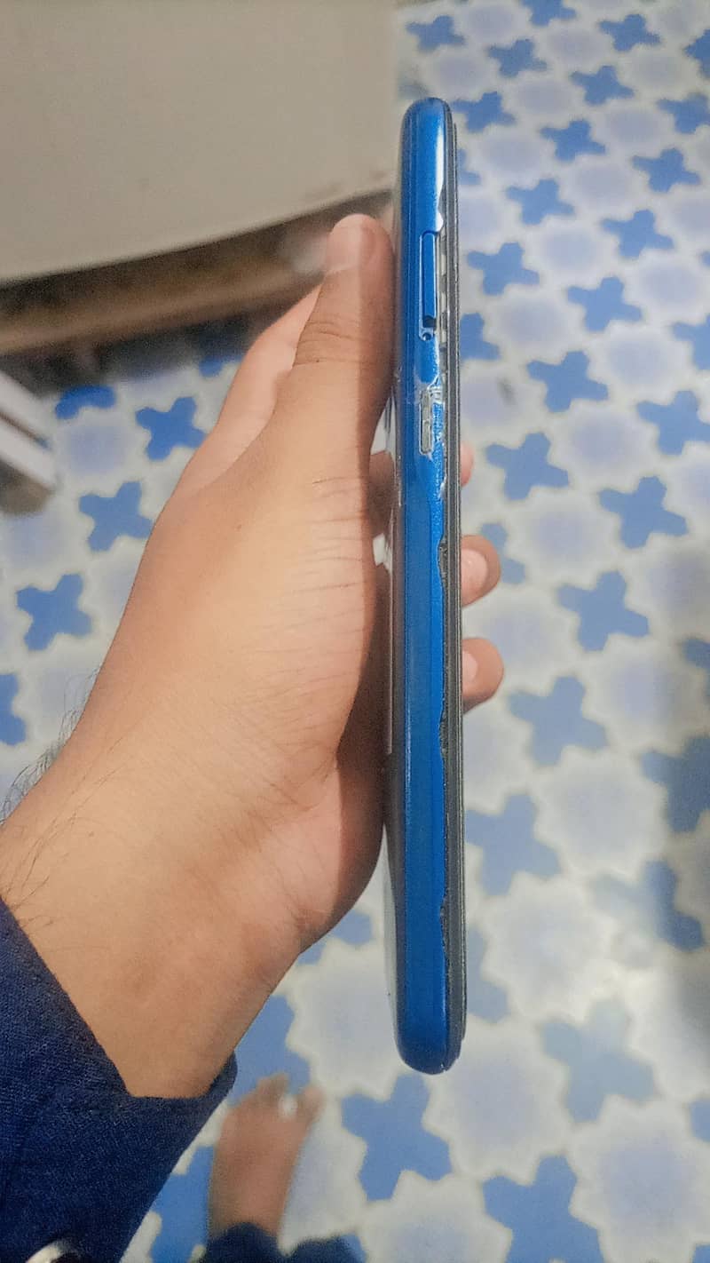 Alcatel 3 2