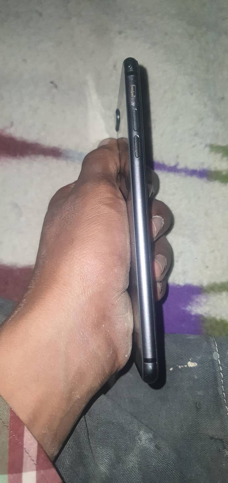 Apple iPhone 8 Plus 3
