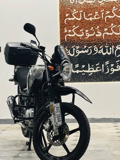 YAMAHA YBR125G just like brand new (First owner)