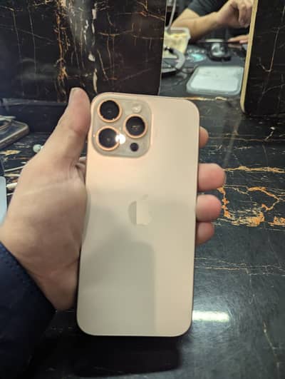 Apple iPhone 16 Pro Max