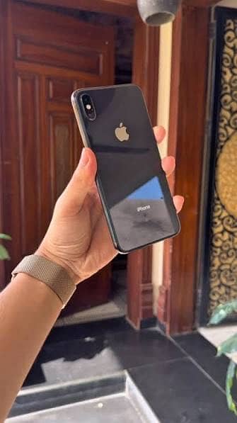 Apple iPhone XS Max | Pta Approved | 256gb