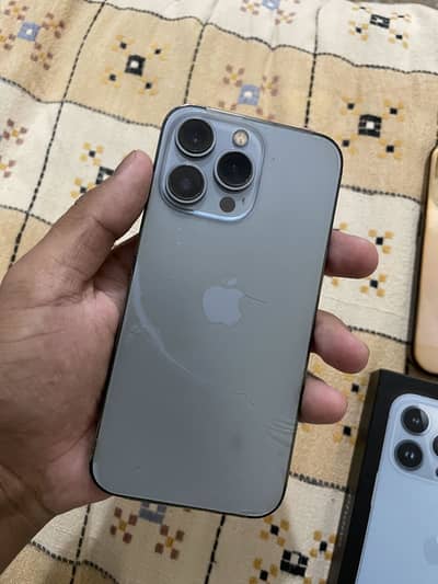Apple iPhone 13 Pro