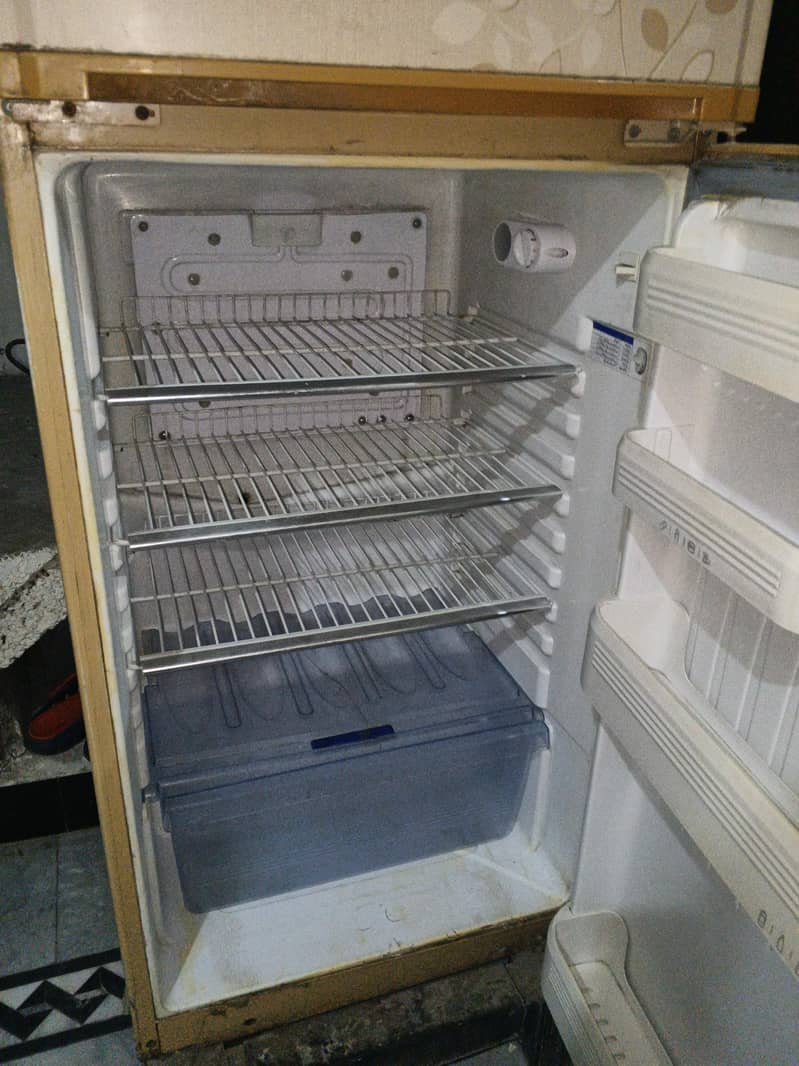 orient fridge 2