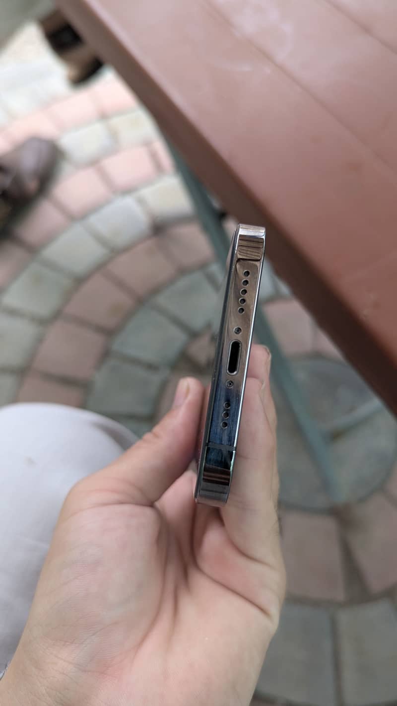 Apple iPhone 12 Pro 7