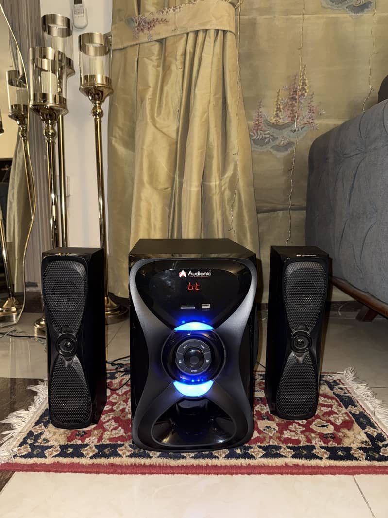 Audionic Rainbow R30 Speaker 0