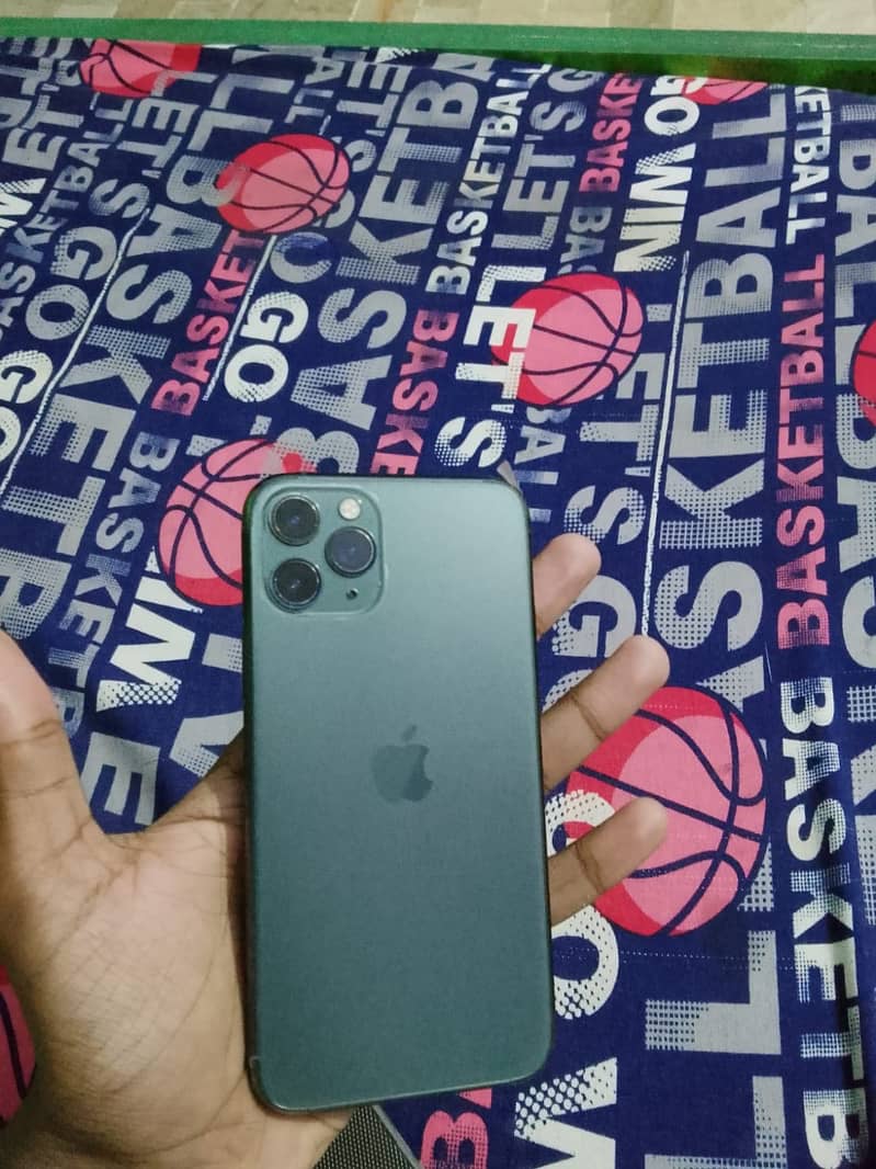 Apple iPhone 11 Pro 2