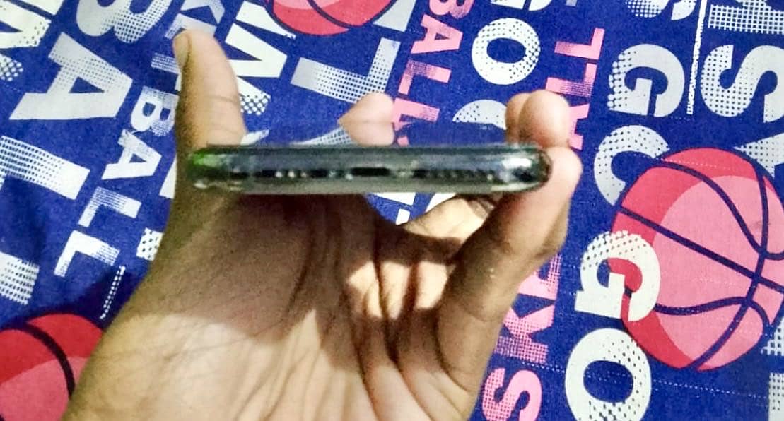 Apple iPhone 11 Pro 3