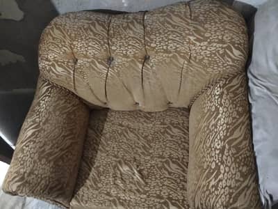only 2 Single Sofa – Used – 9/10 Condition – Good Quality