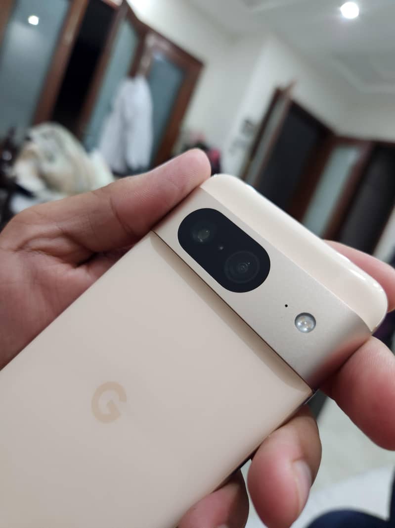 Google Pixel 8 3