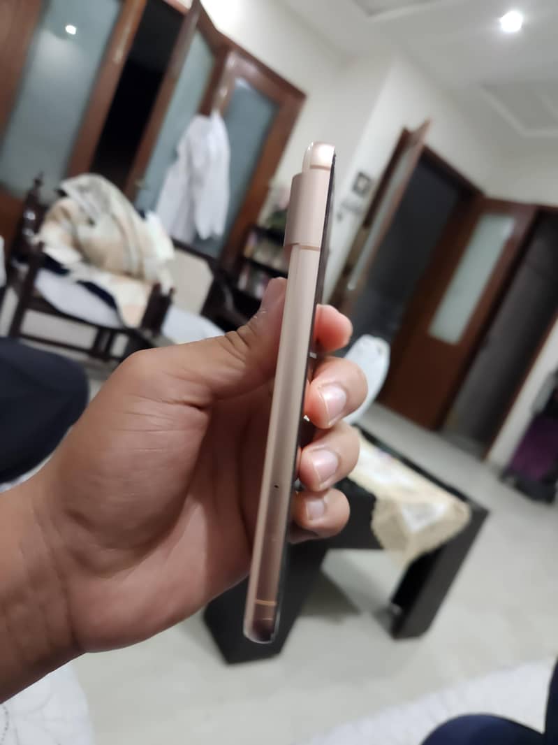 Google Pixel 8 9