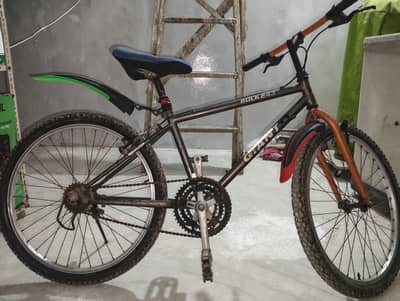 GIANT Rock 24 Size Mountain Gear Cycle - Shimano - Strong Frame - Kar