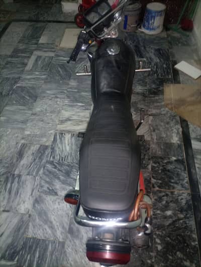 Honda 125 bike in mint condition for sale