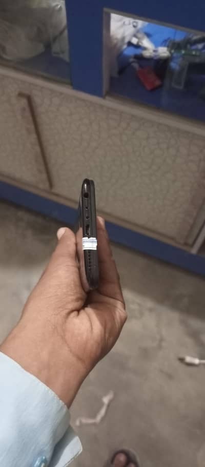 Vivo Y85 4/64 urgent sale krna hain