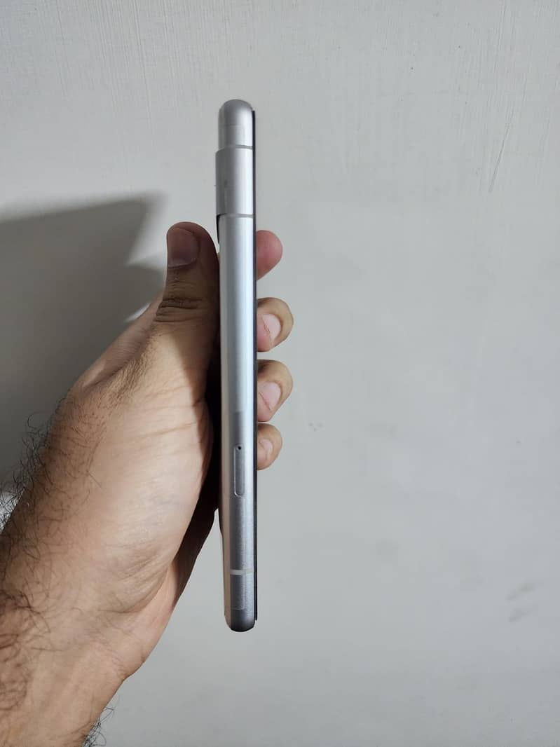 Google Pixel 7a 3