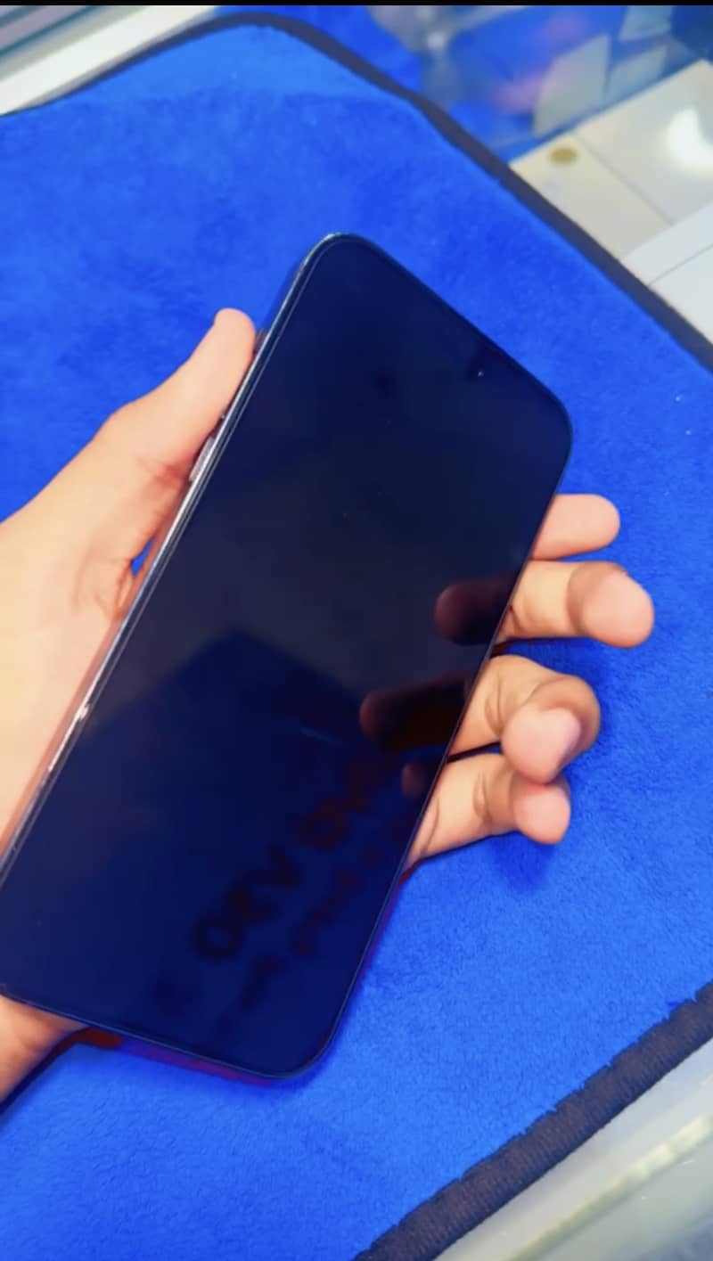 Iphone 15 pro 1
