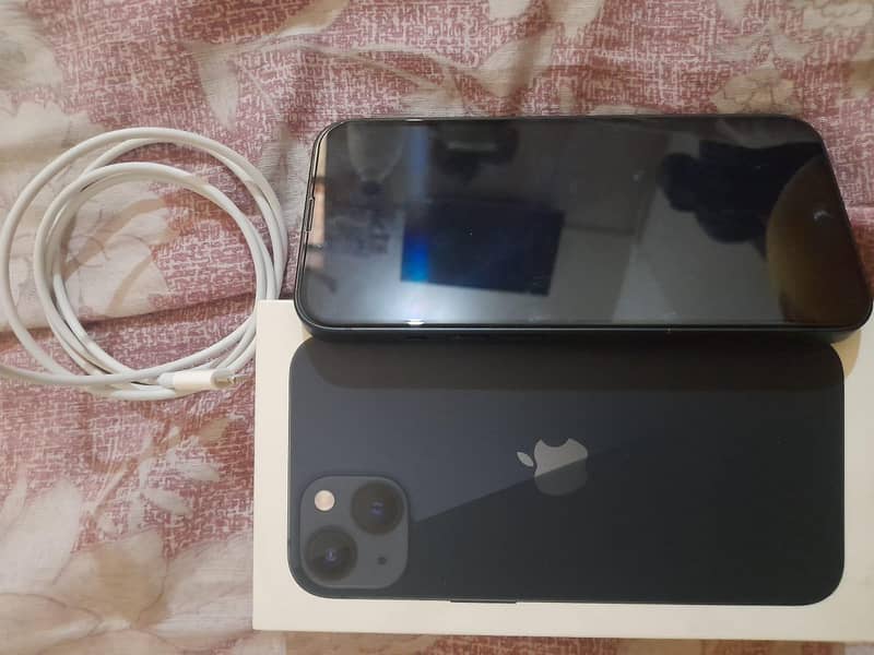Apple iPhone 13 1