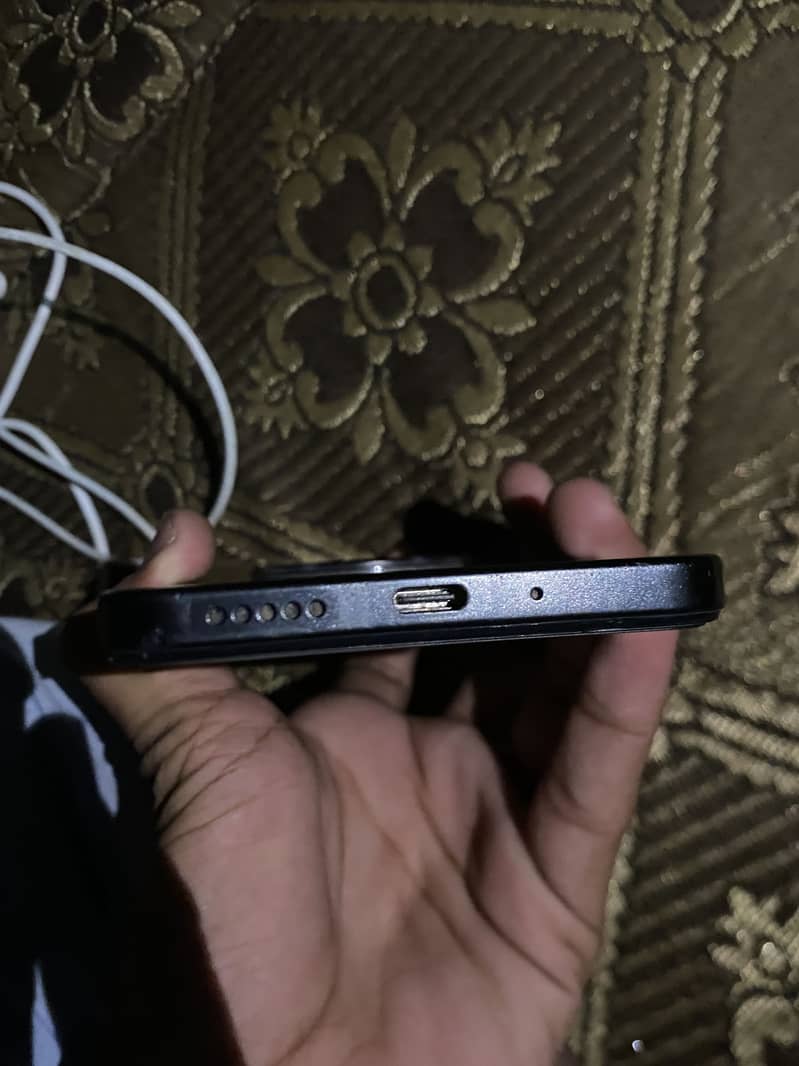 Xiaomi POCO C75 4