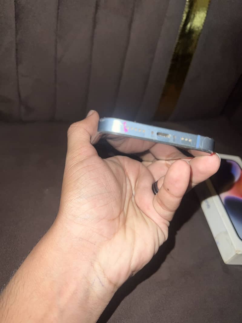 Apple iPhone 14 2