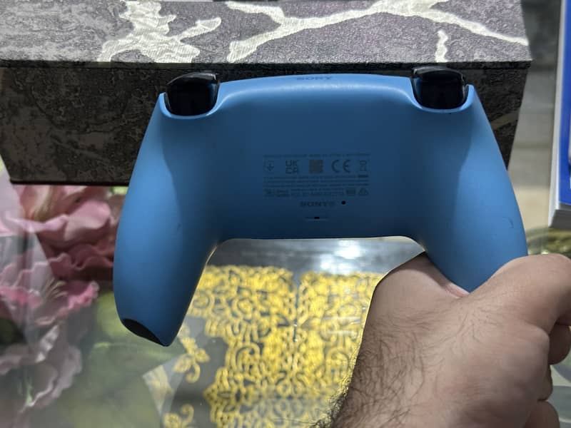 PS5 controller 1