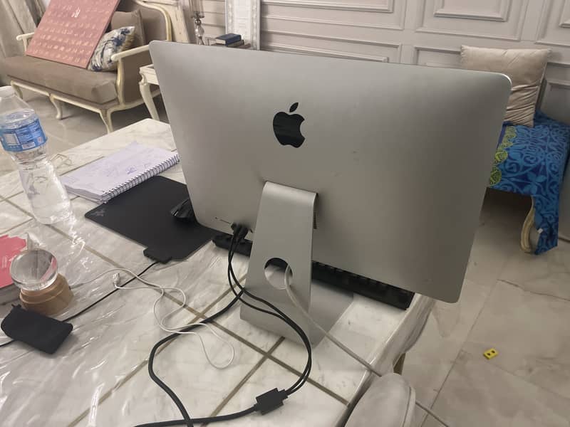 2017 iMac good condition minor screen problems 0
