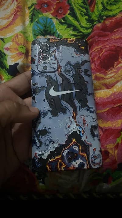 One Plus 9 8+8 128 GB