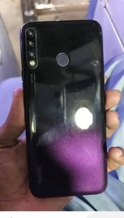 Tecno Spark 4