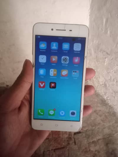 OPPO A37