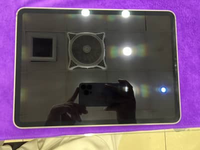 iPad Pro M2 11 Inch 128GB with Box Cable