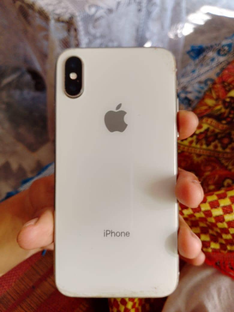 Apple iPhone X 4
