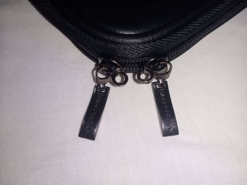 Casecrown Tablet pouch/case. 1