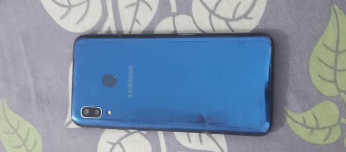 Samsung Galaxy A20