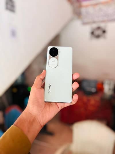 Vivo V40e