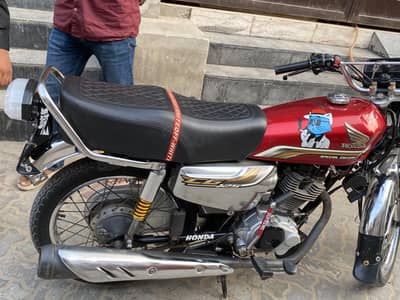 Honda 125 self start 19/20 modal