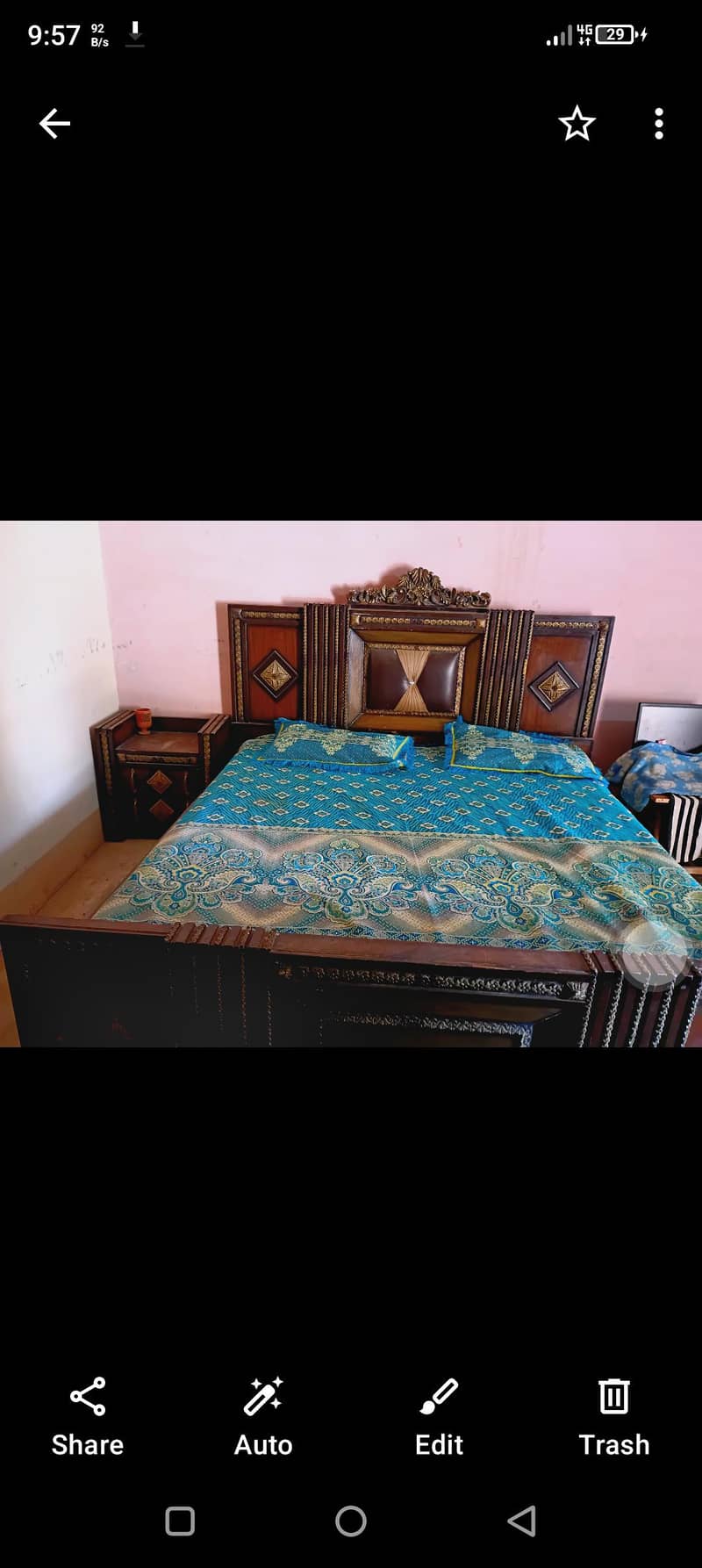 Large size bed 0