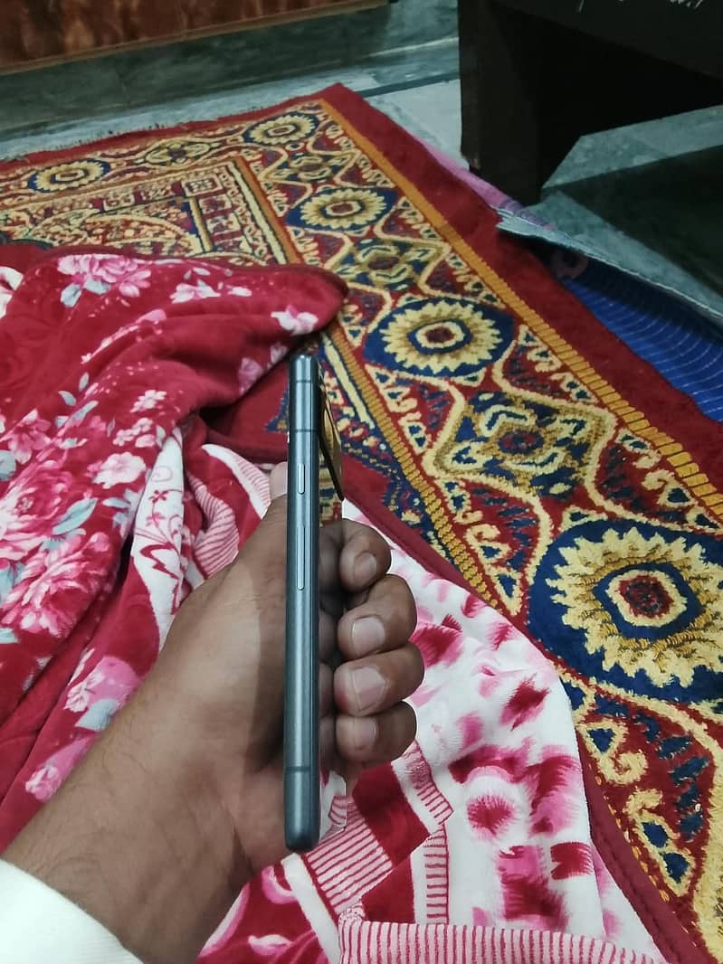 Google Pixel 7a 3