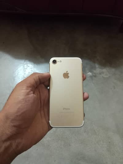 Apple iPhone 7