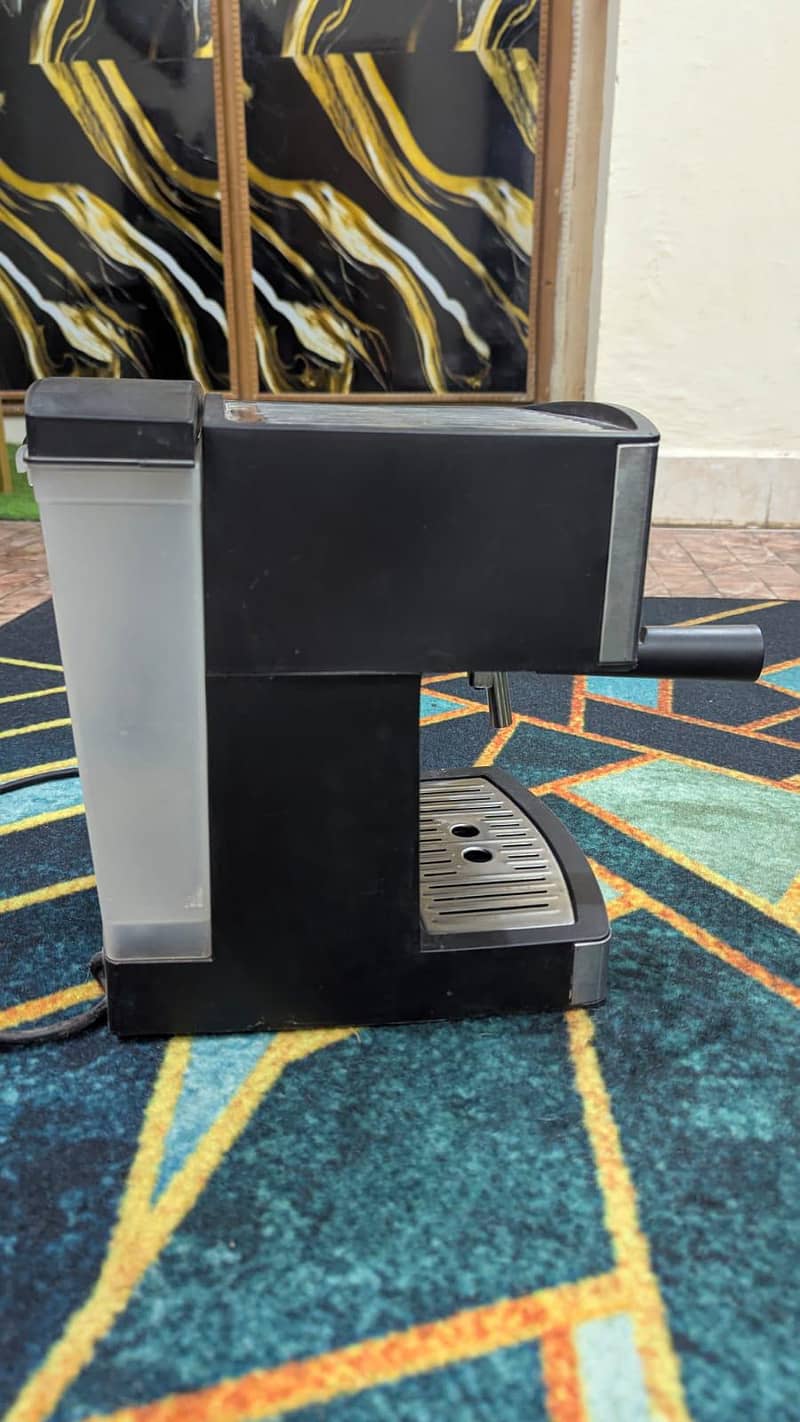 coffee maker 2