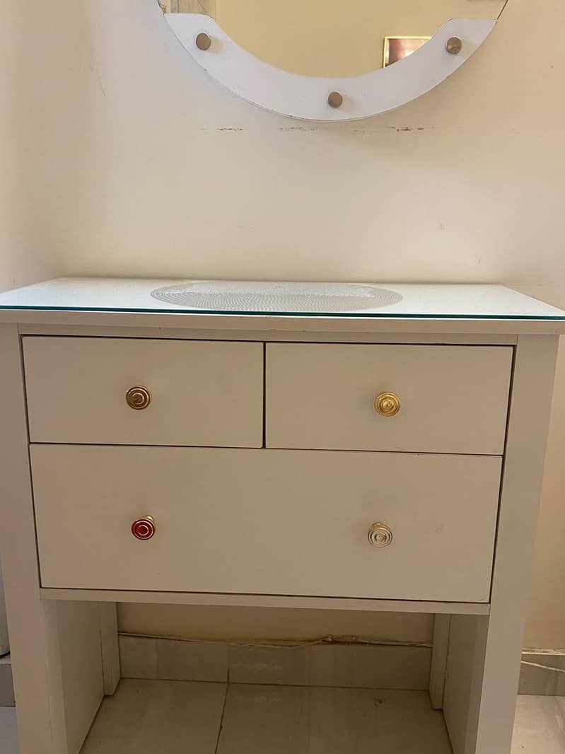 dressing table and mirror 4