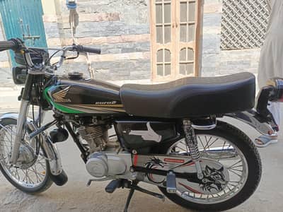 Honda CG125 (2014)