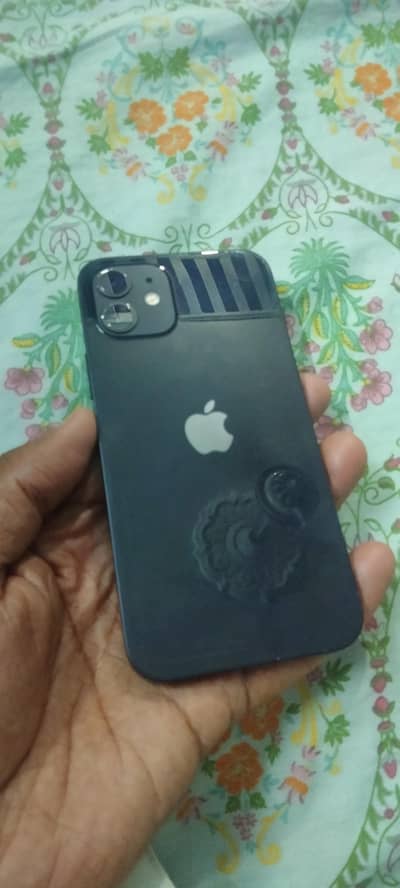 Apple iPhone 12