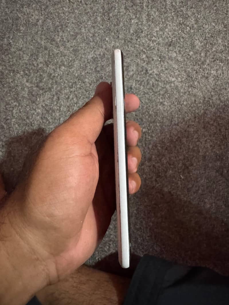 Google Pixel 3 5